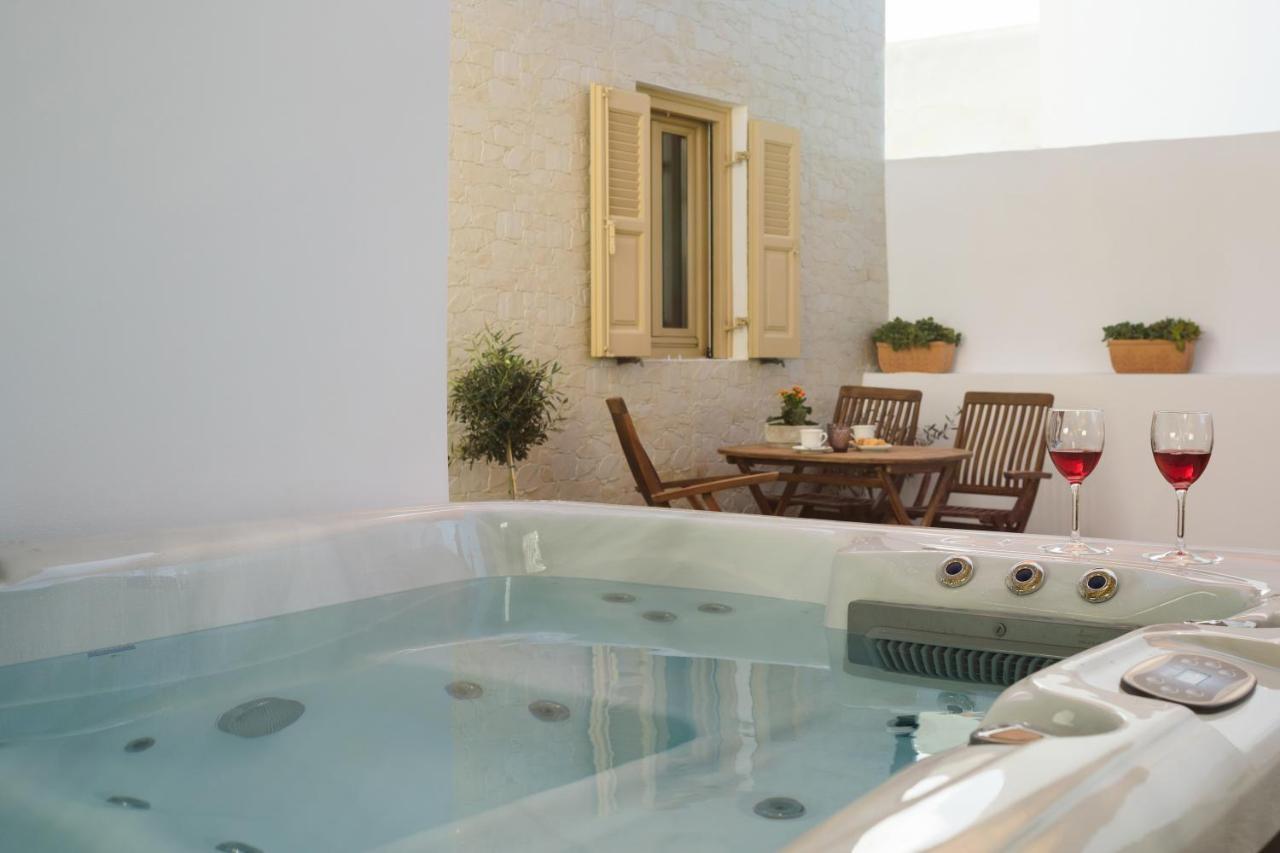 Ferienwohnung Heart Of Oia - Private House With Jacuzzi Exterior foto