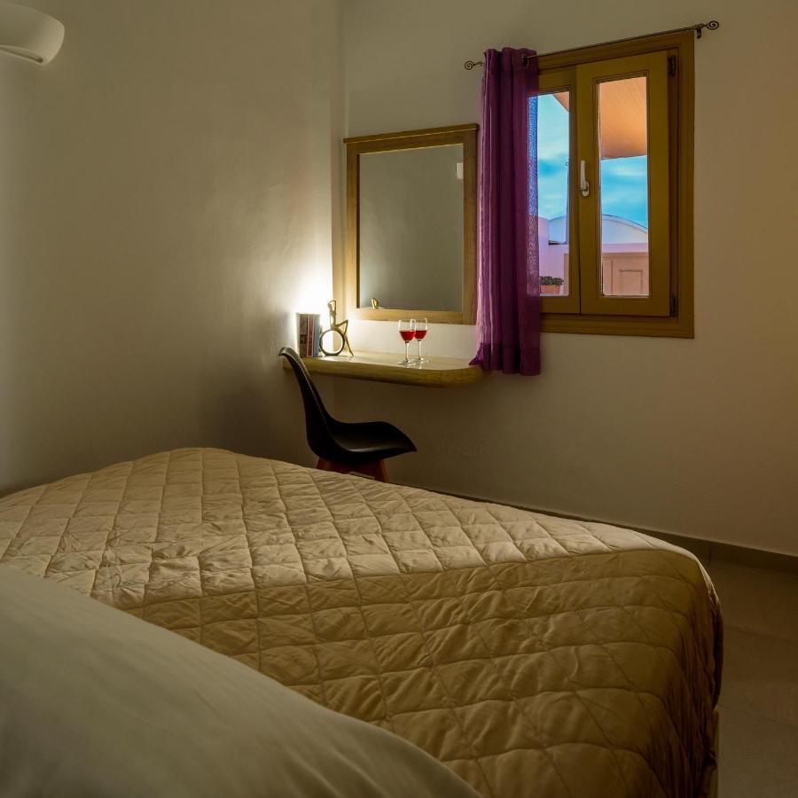 Ferienwohnung Heart Of Oia - Private House With Jacuzzi Exterior foto