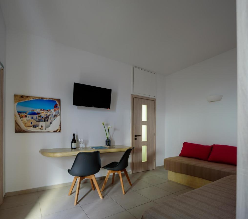 Ferienwohnung Heart Of Oia - Private House With Jacuzzi Exterior foto