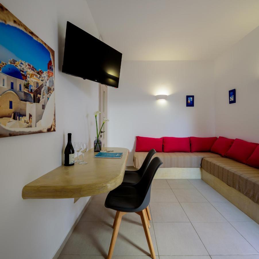 Ferienwohnung Heart Of Oia - Private House With Jacuzzi Exterior foto