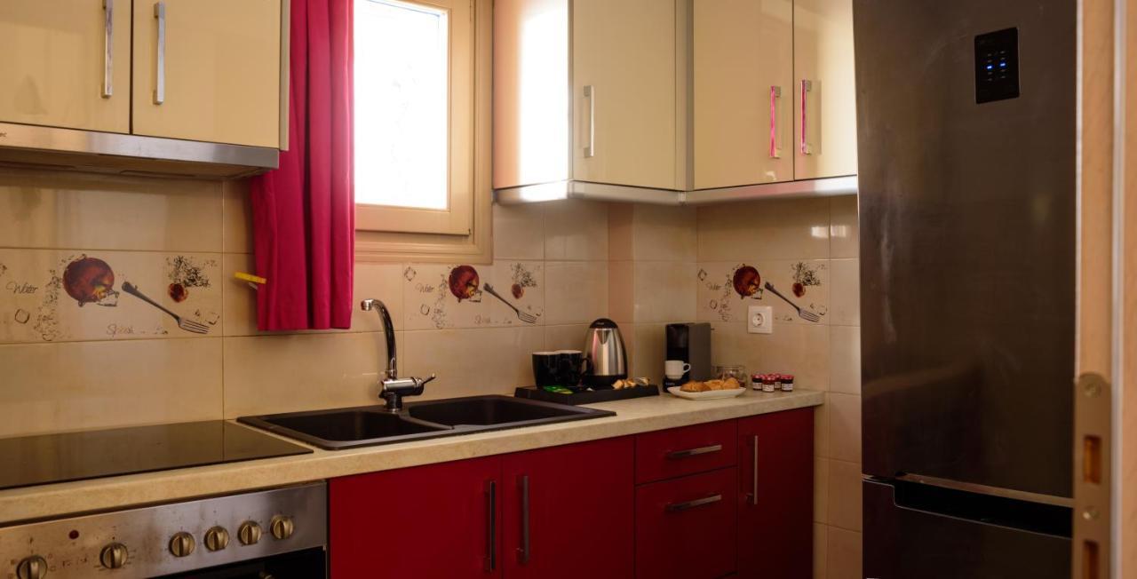 Ferienwohnung Heart Of Oia - Private House With Jacuzzi Exterior foto